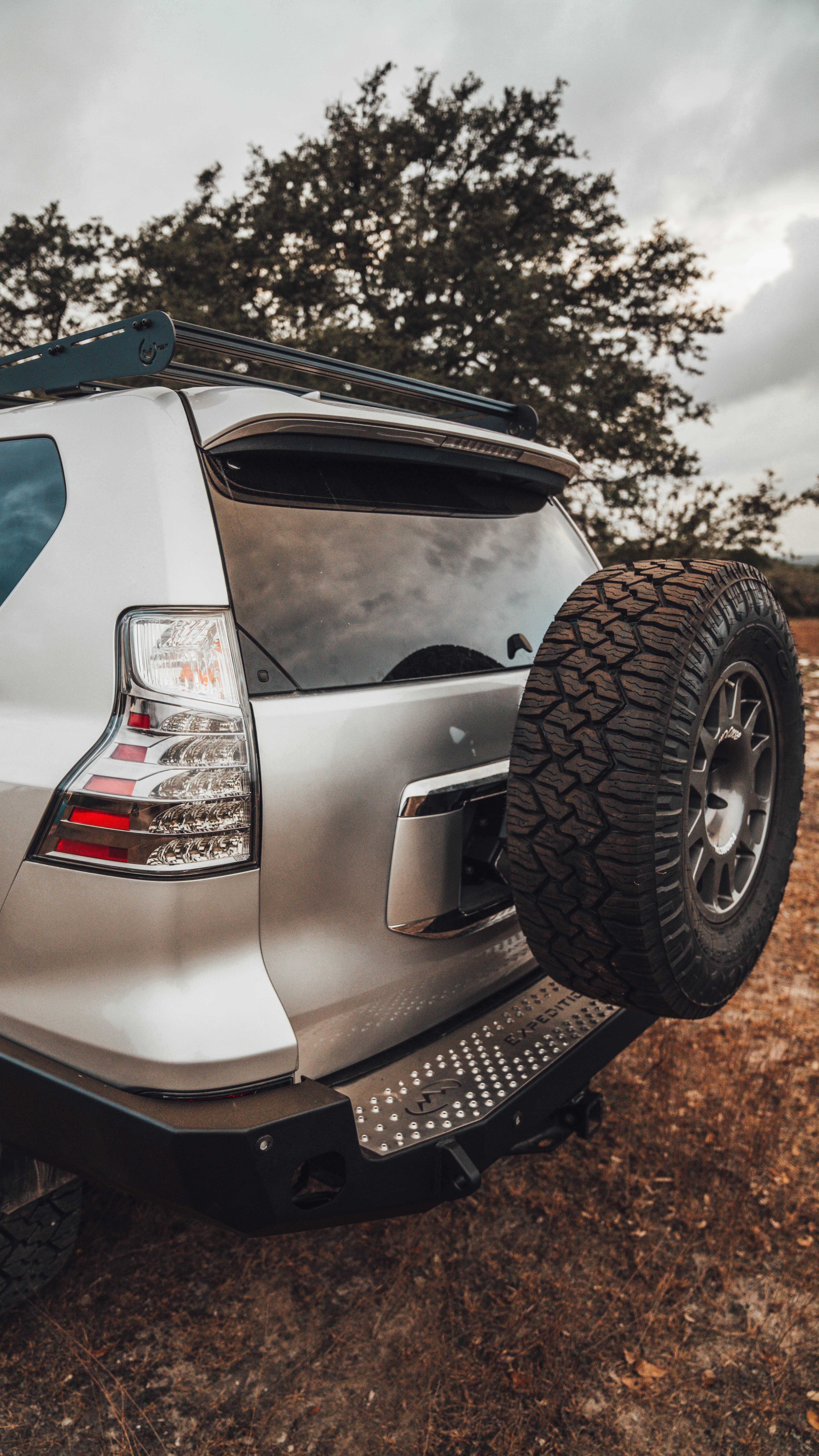 2018 Lexus GX 460 Base in Silver with Dobinson Suspension 2" Lift Kit, Warn Winch, CBI Roof Rack, Rock Slider Steps, Evo Corse Fondmetal Wheels, Expedition Rear Bumper, Metal Tech Front Bumper